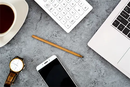 标题有何含义英文