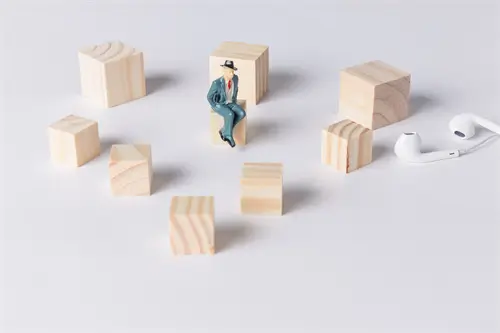 大衣哥名字女含义